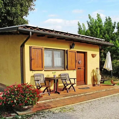 Podere Caldaruccio La Pineta - 26 People Villa *